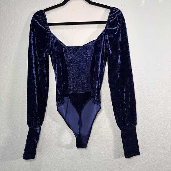 Free People Elegant Velvet Blue Bodysuit S/P - Picture 7 of 9